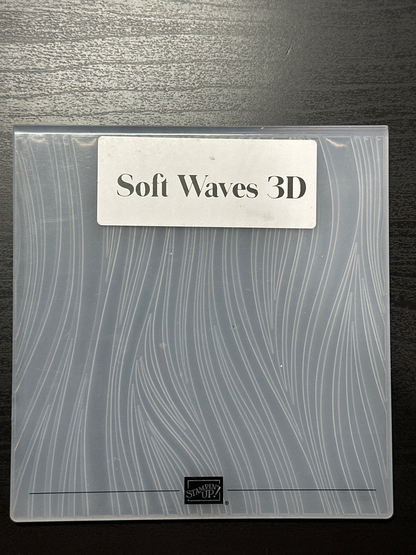Soft Waves 3D Embossing Folder | Retired Embossing Folder | Stampin' Up!